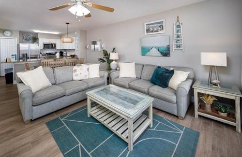 Fort Walton Beach Ski Chalet | Salty Sweet Sanity