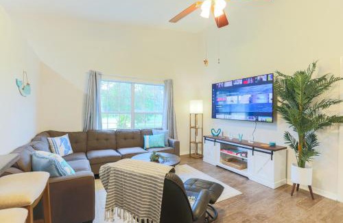 Palm Harbor House | Salty Tide Getaway - Nightlife, Pool, Play, Beach