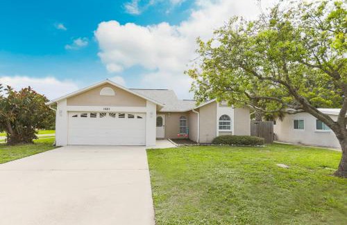 Palm Harbor House | Salty Tide Getaway - Nightlife, Pool, Play, Beach