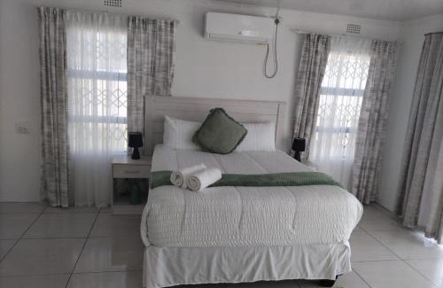 St. Lucia House | Salush Guest House