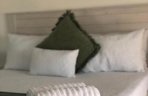 St. Lucia House | Salush Guest House