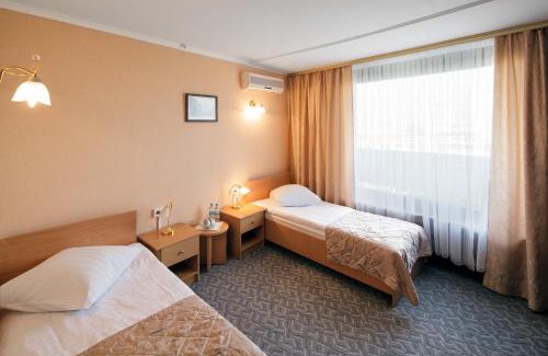 Pechers'kyi District Hotel | Salute Hotel