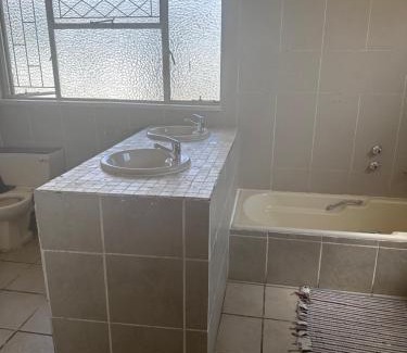 Vereeniging House | Salvador Building
