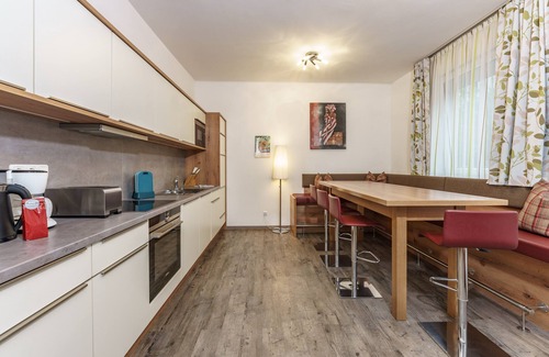 Loretto Apartment | Salzburg: Apartment RIVERSIDE 1 for 1 - 10 people
