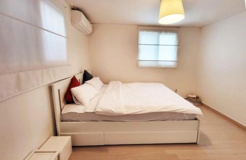 Seochon Apartment | Sam House 154 - Center of SEOUL