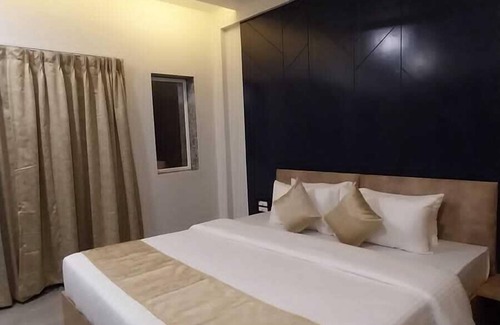 Bhopal Hotel | Samaira Greens