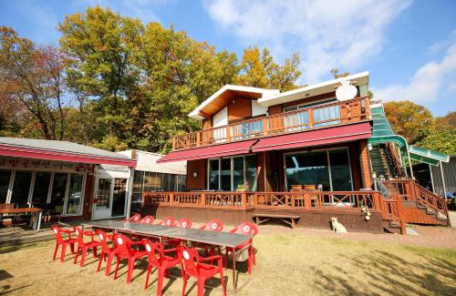 Pocheon House | Sambatgol Pension