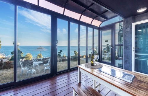 Samcheok House | Samcheok Pension Huga