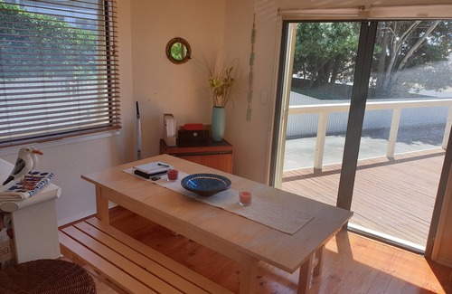 Dalrymple House | Sammy's Retreat Beach Holiday House