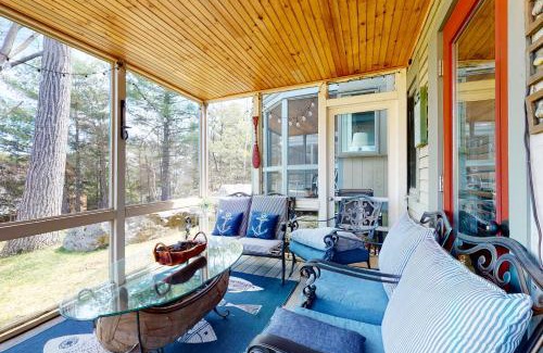 Gilford Apartment | Samoset Charmer