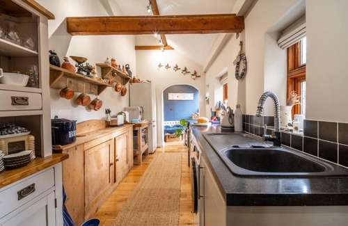 Docking House | Samphire Cottage by Big Skies Cottages