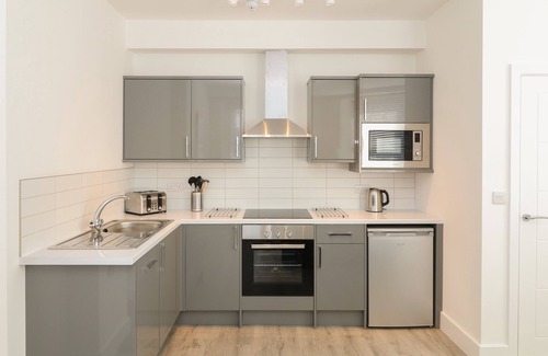 Teignmouth Cottage | SAMPHIRE, pet friendly, country holiday cottage in Teignmouth