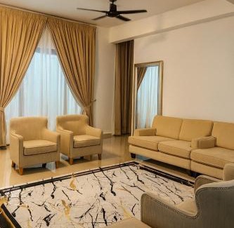 Kajang House | SAMPOISGT VILLA HOMESTAY - MUSLlM only - Near Bangi Avenue, BACC, UKM, GMI, EVO, Bangi Gateway, KIPMall