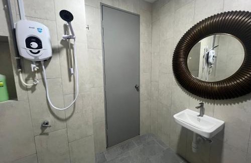 Kajang House | SAMPOISGT VILLA HOMESTAY - MUSLlM only - Near Bangi Avenue, BACC, UKM, GMI, EVO, Bangi Gateway, KIPMall