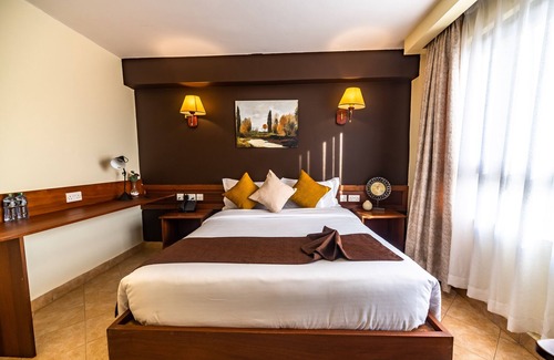 Nairobi West Bed & Breakfast | Samra Hotel