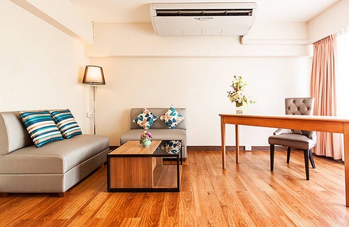 Thanon Phetchaburi Hotel | Samran Place Hotel