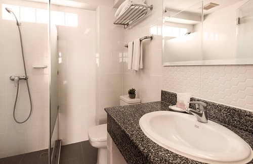 Thanon Phetchaburi Hotel | Samran Place Hotel