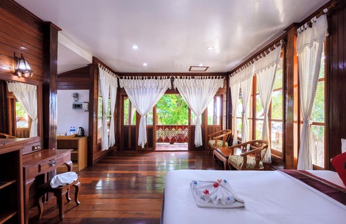 Lamai City Center Hotel | Samui Wooden Hill