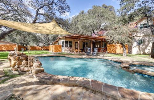 North San Antonio - SAT House | San Antonio Home Private Pool and Covered Patio