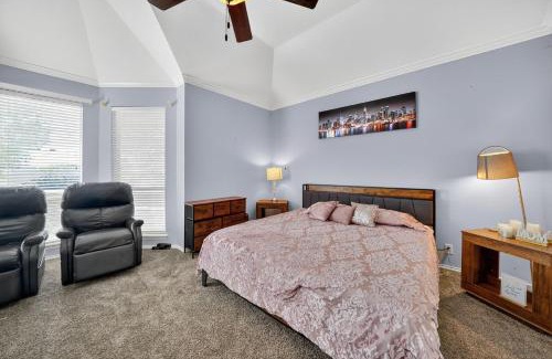 Stone Oak House | San Antonio Oasis Hot Tub & Pool Access home