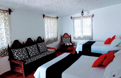 Cadereyta de Montes Hotel | San Antonios Hotel