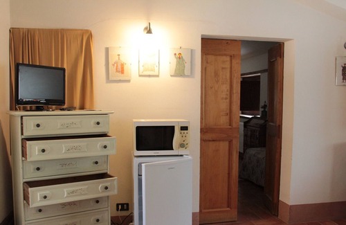 San Venanzo Apartment | San Bartolomeo Shared Pool Family Fun, San Venanzo, Italy