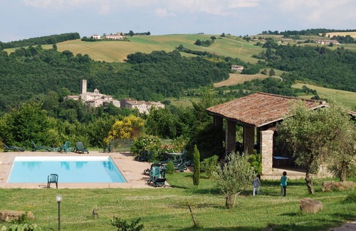San Venanzo Apartment | San Bartolomeo Shared Pool Family Fun, San Venanzo, Italy