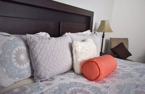 San Salvador Apartment | San Benito 2 Brm Town House 5 min From Everything