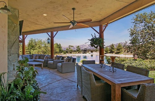 Fallbrook House | San Diego(Fallbrook)LAKEFRONT Resort Style Lakehouse w/Pool,Spa, Beaches close,