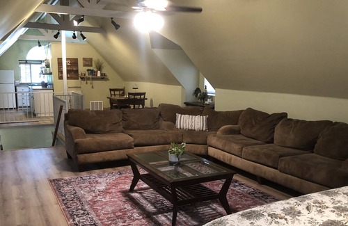 Bonita Apartment | San Dimas Loft