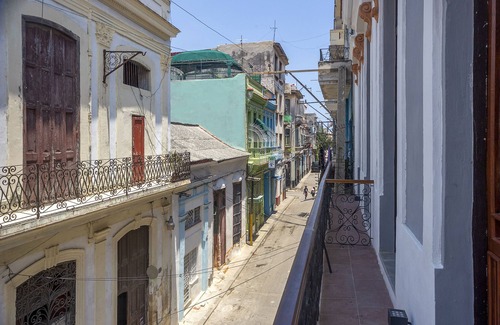 Old Havana Apartment | SAN IGNACIO 659