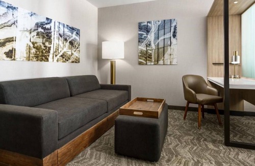 Belmont House | SAN JOSE BAY AREA HOTEL PACKS EXTRA AMENITIES INTO STAY