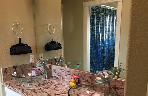 Silver Creek House | SAN JOSE EVERGREEN ESTATE TUCKED AWAY WITHIN REACH!