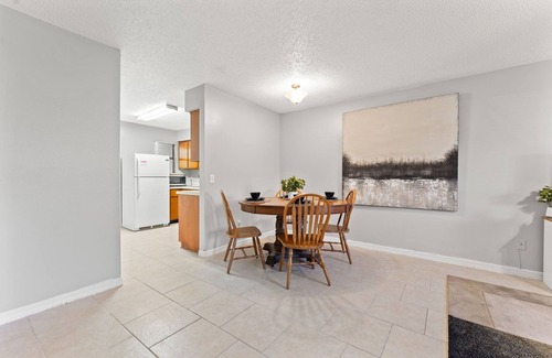 Southside Apartment | San Jose Forest, 2/2, Long-Term Welcome, W/D, Ground Flood