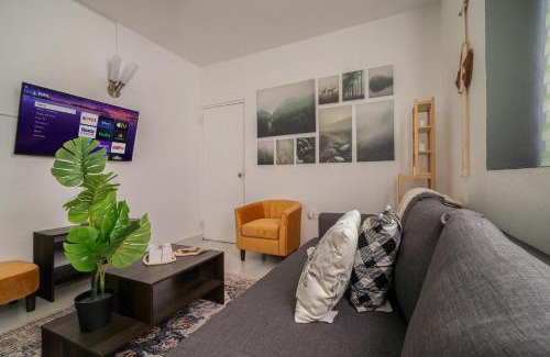 Santurce Apartment | San Juan Bedroom Apartment by PH