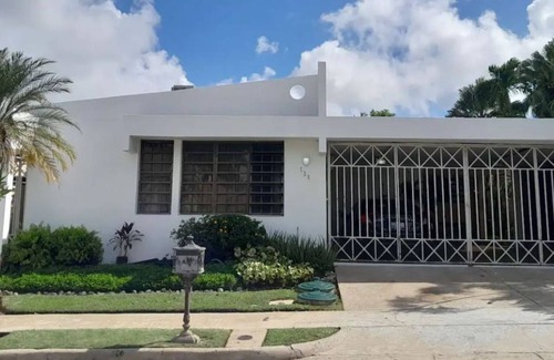 Cupey Villa | San Juan, guest suite w/private POOL, outdoor kitchen/BBQ & peaceful