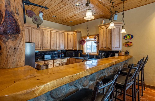 San Juan River Village Cabin | San Juan River frontage. Close to Wolf Creek Ski, New Hot Tub!