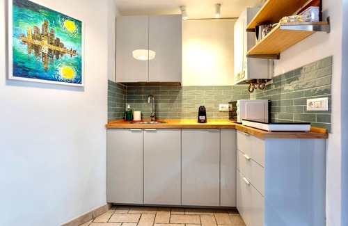 San Lorenzo Apartment | San Lorenzo Studio Flat