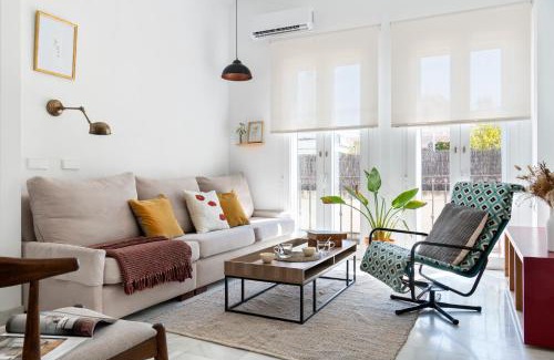 San Julian House | San Luis Luxury House with Terrace