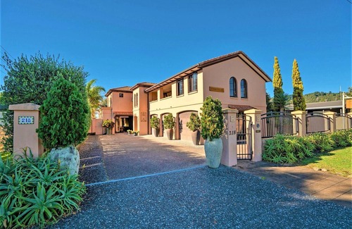 Whangamata Villa | 'San Marco' Luxury Mediterranean Beach House Whangamata