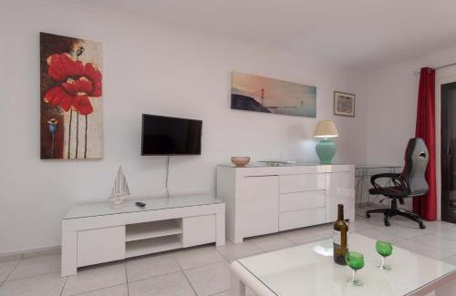 Los Cristianos Apartment | San Marino 1