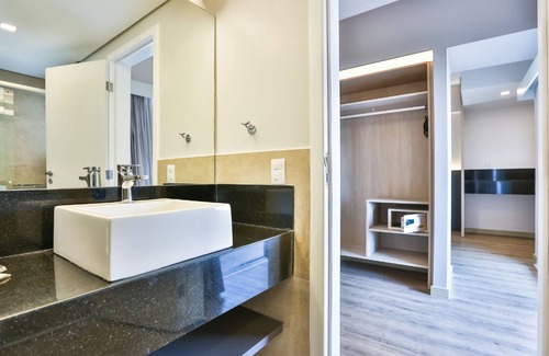 West Sector Hotel | San Marino Suite Hotel