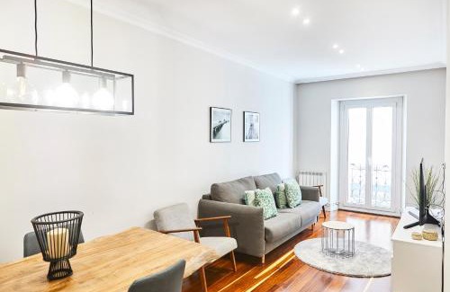San Sebastian Centro Apartment | San Martin apartment by Basque Homes