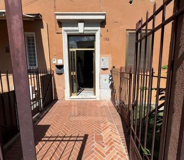 Quartiere XIII Aurelio Apartment | San Pietro Apartment Vatican 5 min Walk