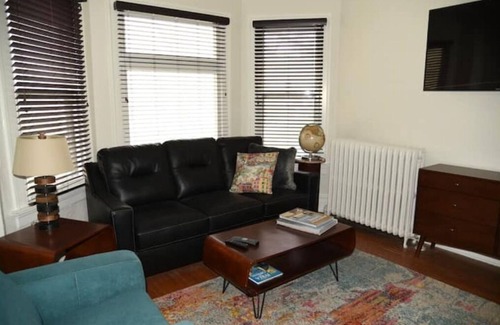 Lower Avenues Apartment | SAN SALTALY - ITALY IN THE AVENUES - NEW VRBO 5 STAR FAVORITE OTHER SITE