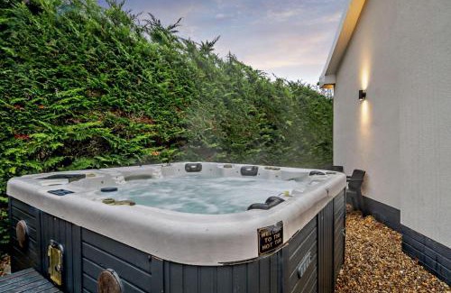 East Dereham House | Sanabrin