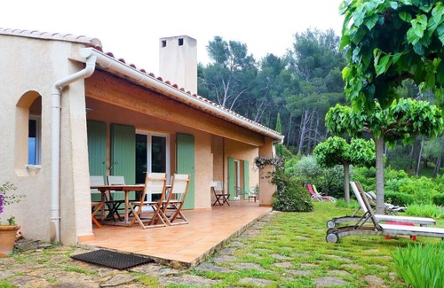 Sanary-sur-Mer House | Sanary-sur-Mer, house on family property, within olive trees, near sea