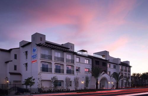 Rancho Cucamonga Hotel | Sanctity Hotel Rancho Cucamonga, Tapestry Collection Hilton