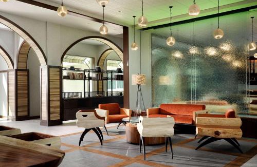 Rancho Cucamonga Hotel | Sanctity Hotel Rancho Cucamonga, Tapestry Collection Hilton