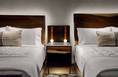 Rancho Cucamonga Hotel | Sanctity Hotel Rancho Cucamonga, Tapestry Collection Hilton